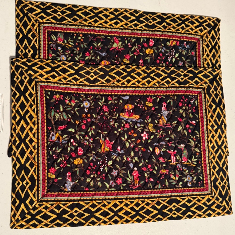 Vera Bradley Placemats NEW in Retired HTF Ming. TWO PLACEMATS.